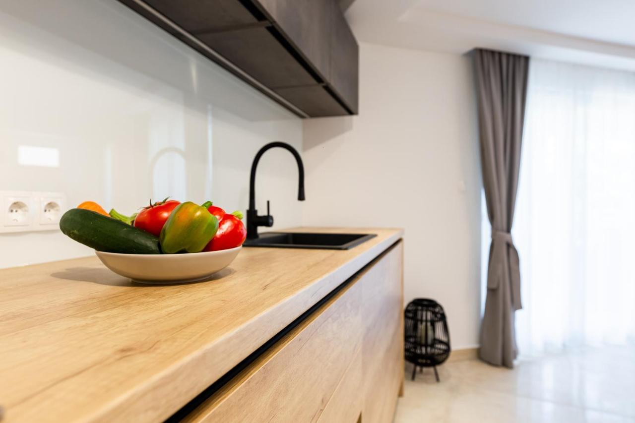 Apartment Miko Sveti Ivan Dobrinjski エクステリア 写真